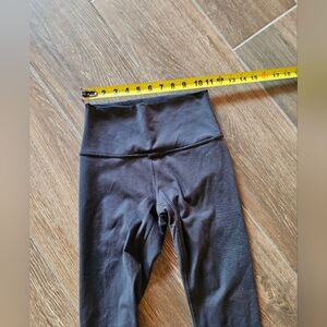 LULULEMON BLACK LEGGINGS NO SIZE TAG SZ 0 SZ 2